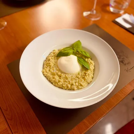 Kastiel Hanus Guest house 3*